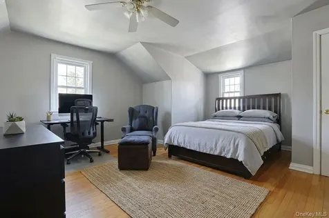 43 John Alden Road New Rochelle NY 10801