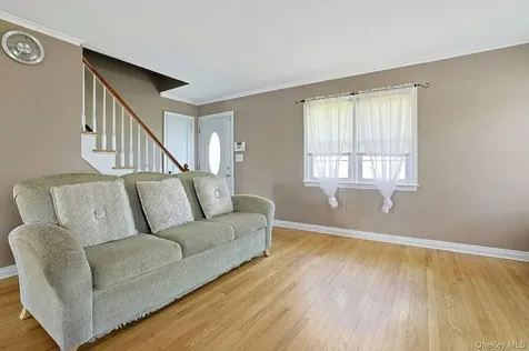 43 John Alden Road New Rochelle NY 10801
