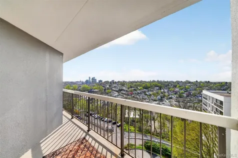 500 High Point Hartsdale NY 10530