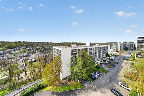 500 High Point Hartsdale NY 10530