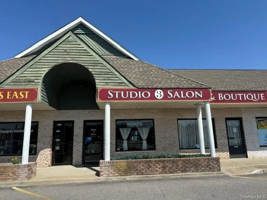 55 County Rd 48 Road Mattituck NY 11952