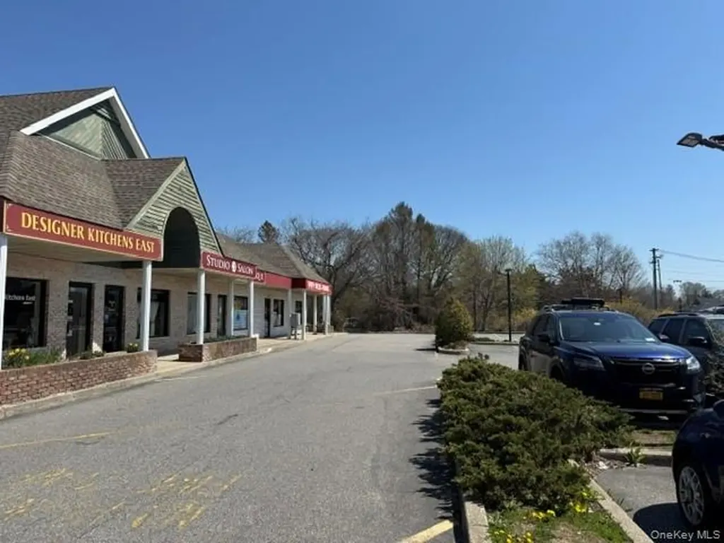 55 County Rd 48 Road Mattituck NY 11952