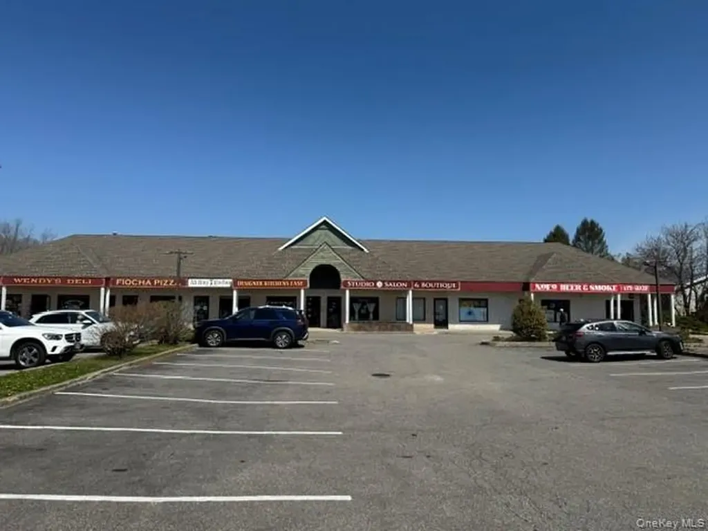 55 County Rd 48 Road Mattituck NY 11952
