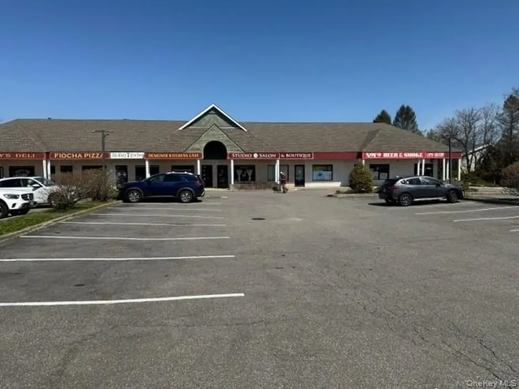 55 County Rd 48 Road Mattituck NY 11952