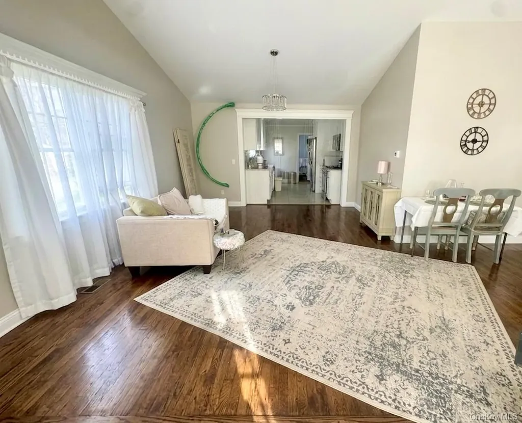 44 Orchard Lake Drive Monroe NY 10950
