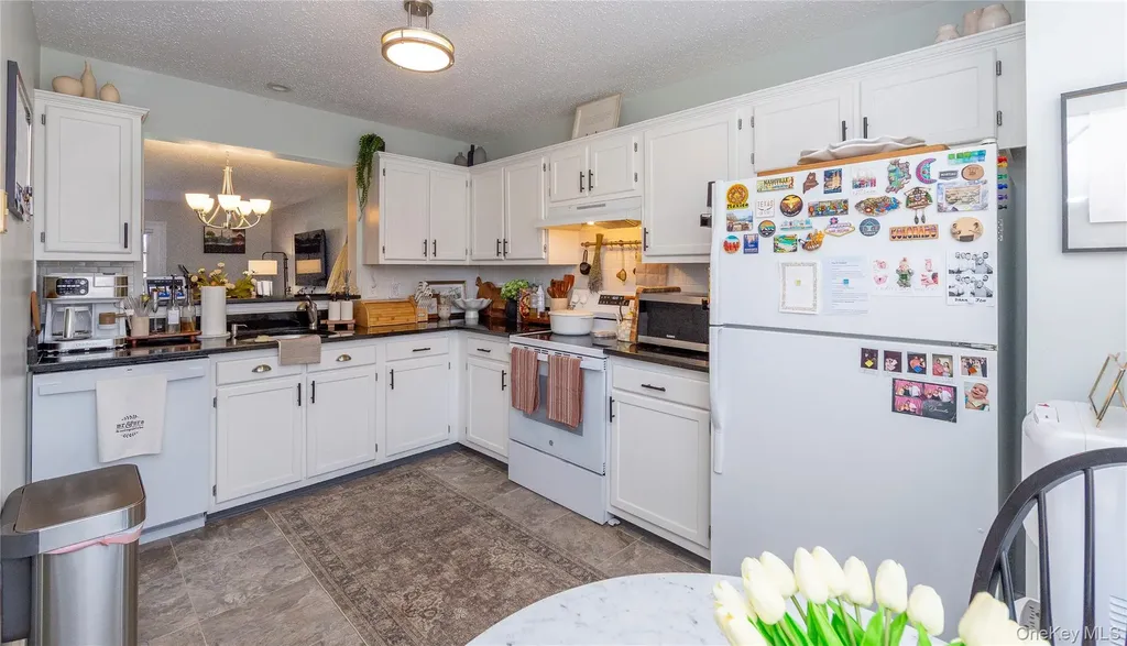3 Evergreen Way Pawling NY 12564