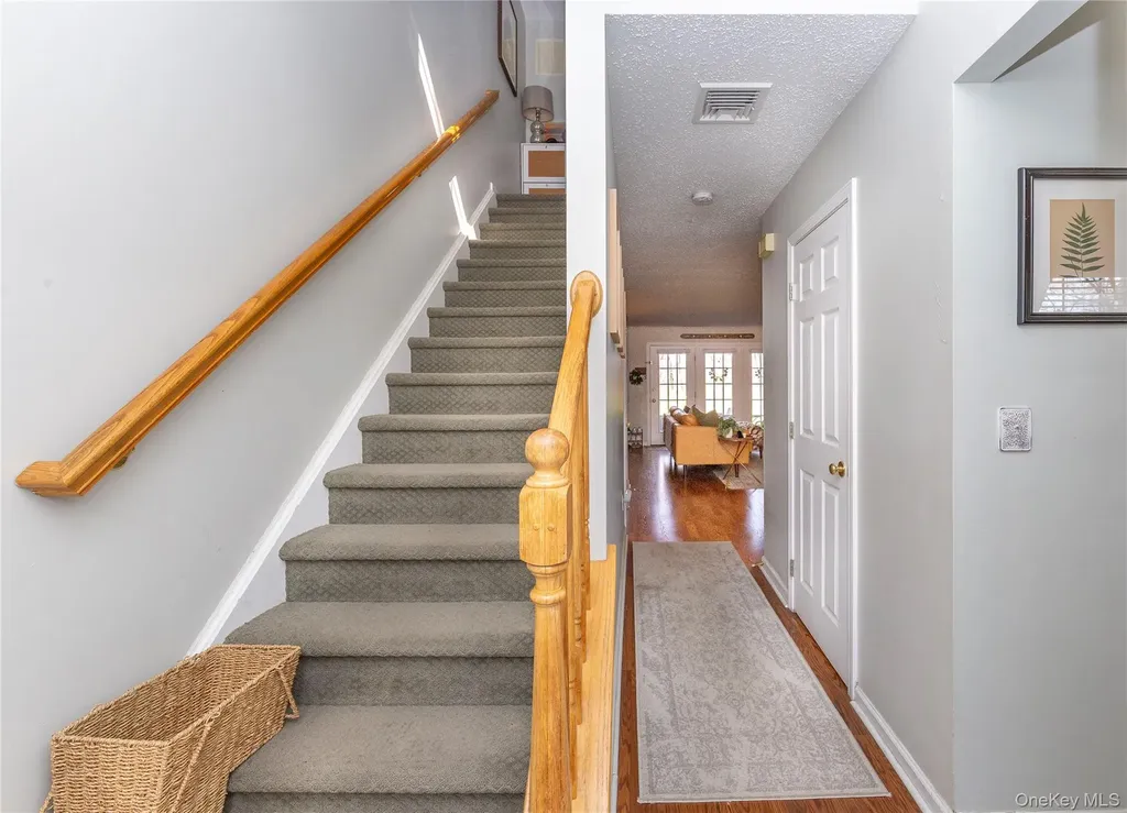 3 Evergreen Way Pawling NY 12564
