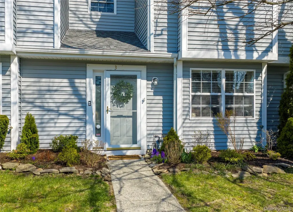 3 Evergreen Way Pawling NY 12564