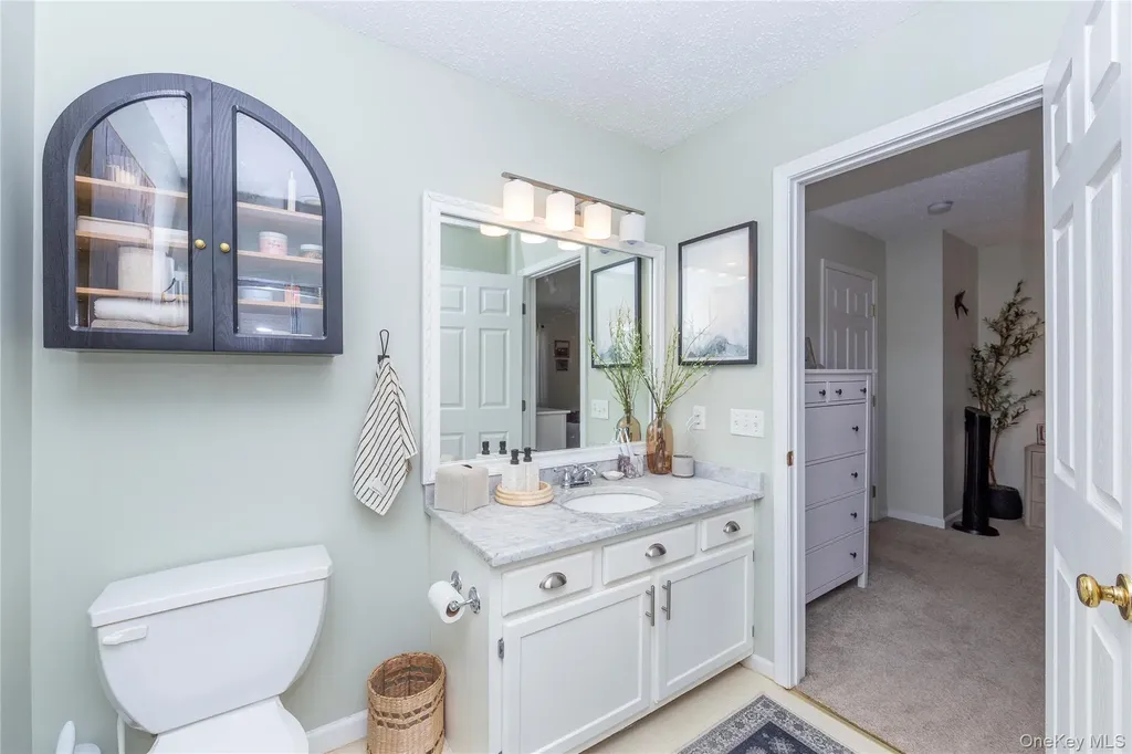 3 Evergreen Way Pawling NY 12564