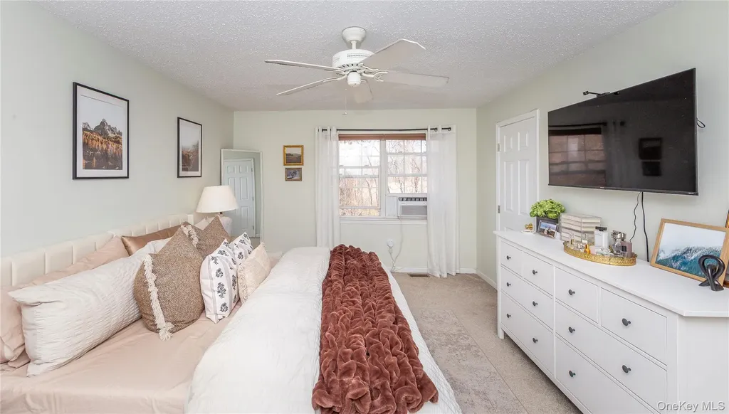 3 Evergreen Way Pawling NY 12564