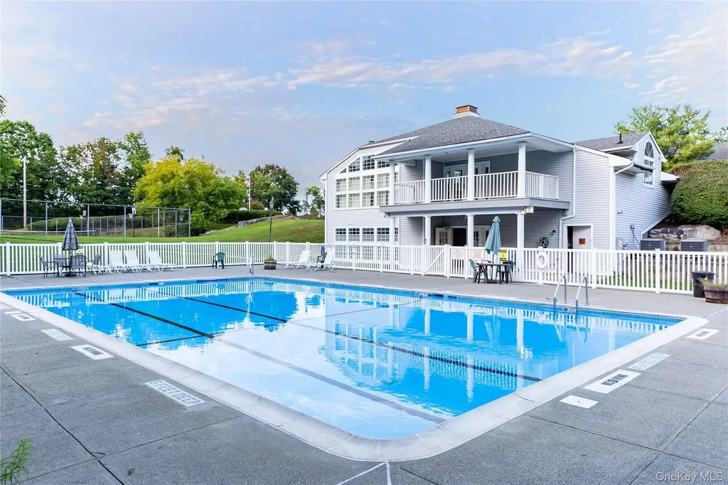 3 Evergreen Way Pawling NY 12564