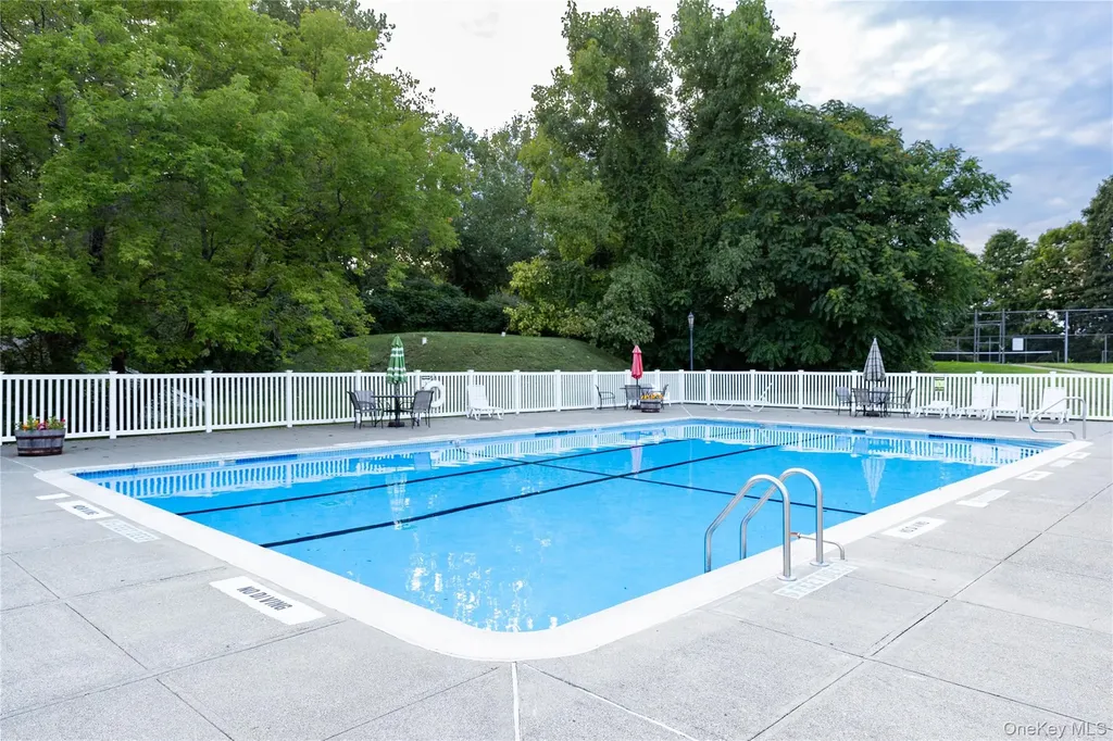 3 Evergreen Way Pawling NY 12564