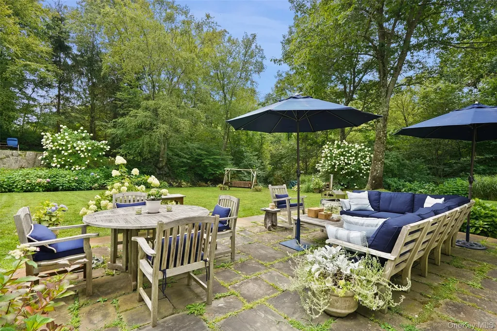 26 Major Tallmadge Lane Pound Ridge NY 10576