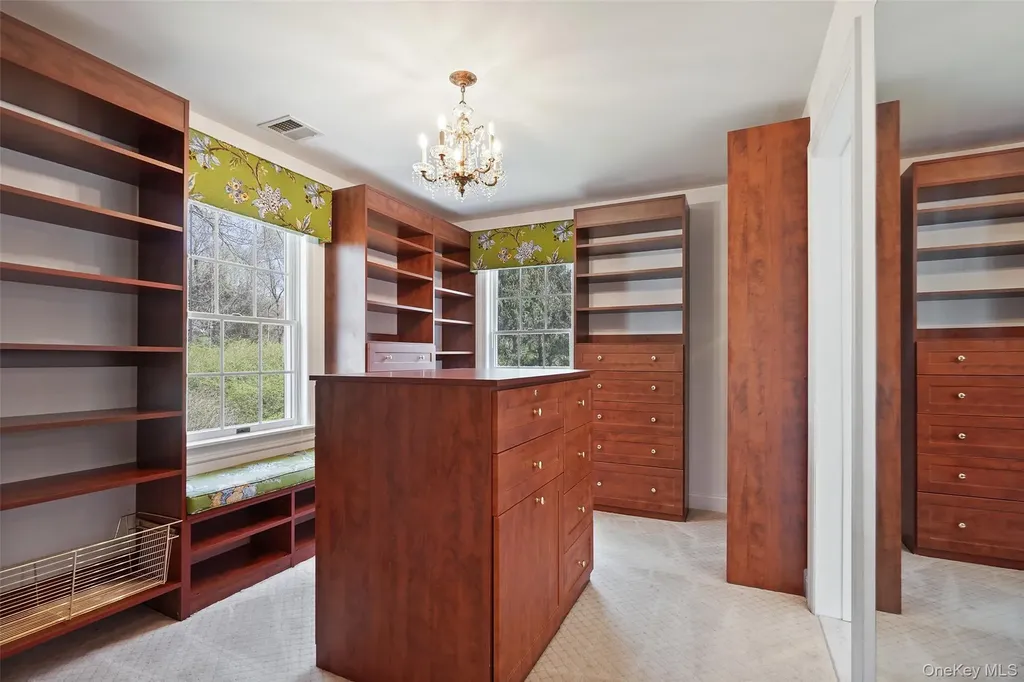 26 Major Tallmadge Lane Pound Ridge NY 10576