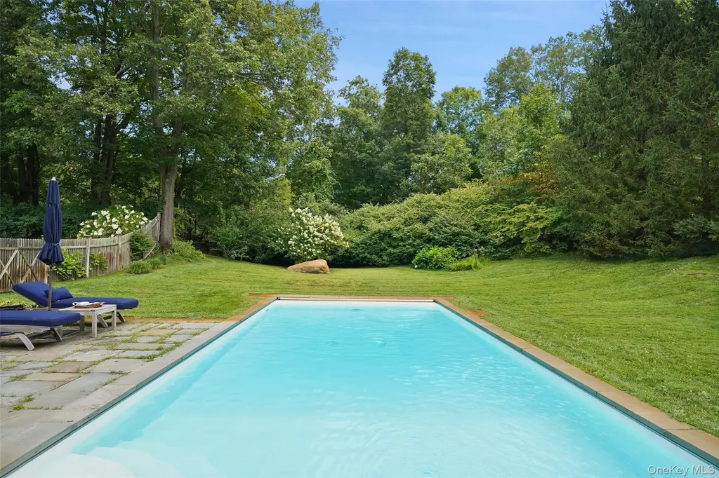 26 Major Tallmadge Lane Pound Ridge NY 10576