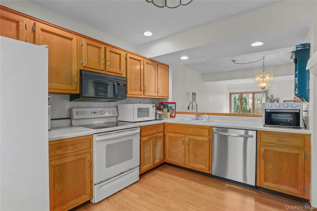 46 Maple Hill Drive Mahopac NY 10541
