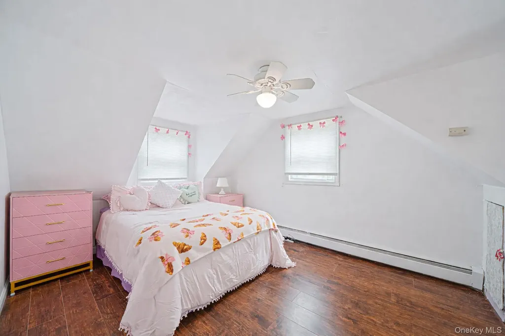 72 Crown Street Deer Park NY 11729