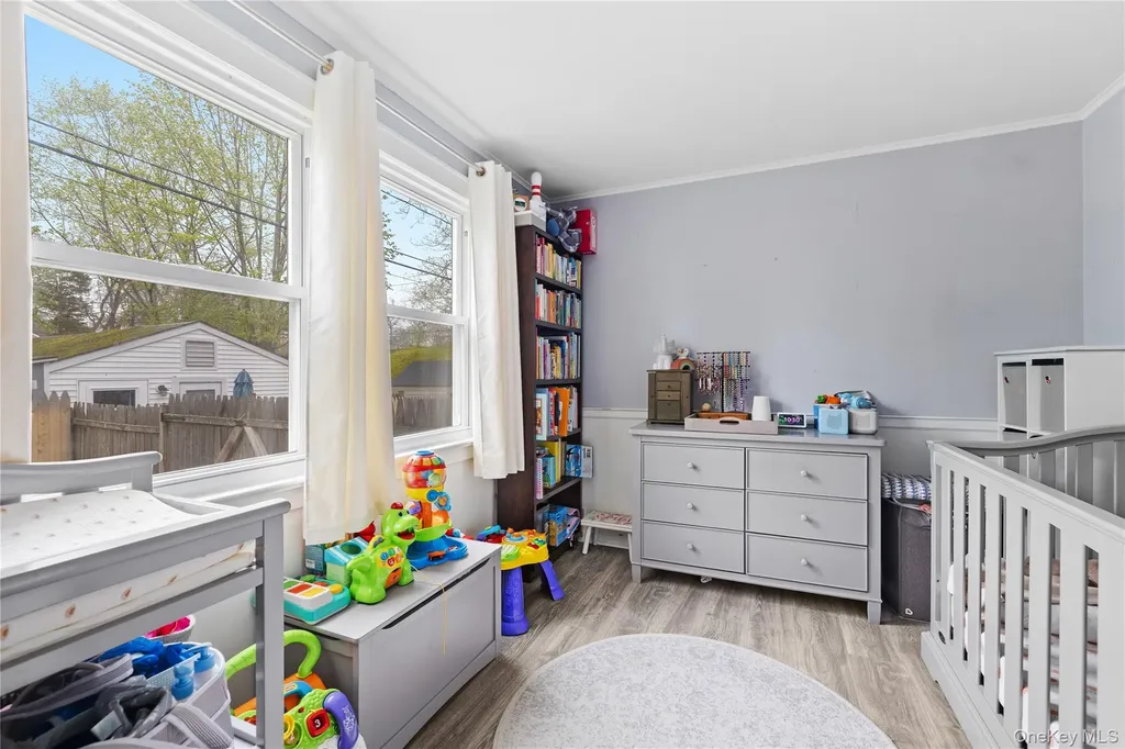 14 7th Street Wading River NY 11792