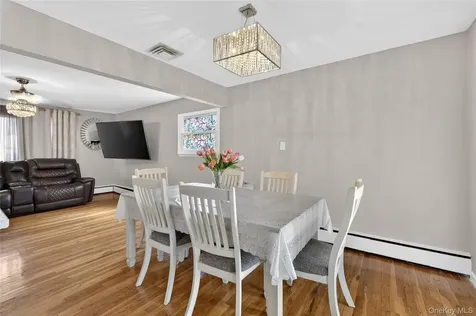 463 Louis Avenue South Floral Park NY 11001