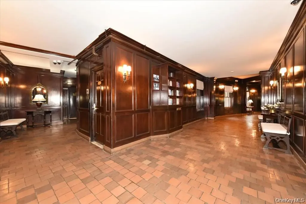 8 Barstow Road Great Neck NY 11021