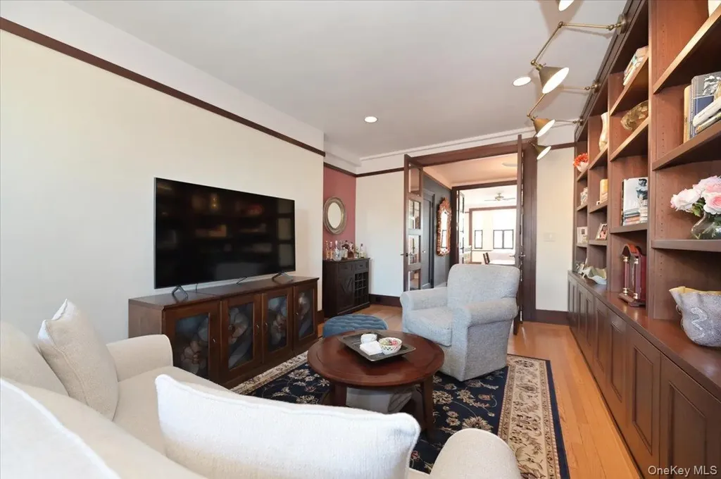 8 Barstow Road Great Neck NY 11021