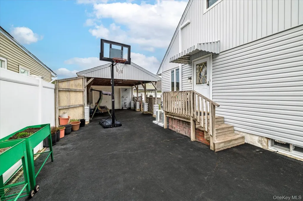 3131 Brower Avenue Oceanside NY 11572