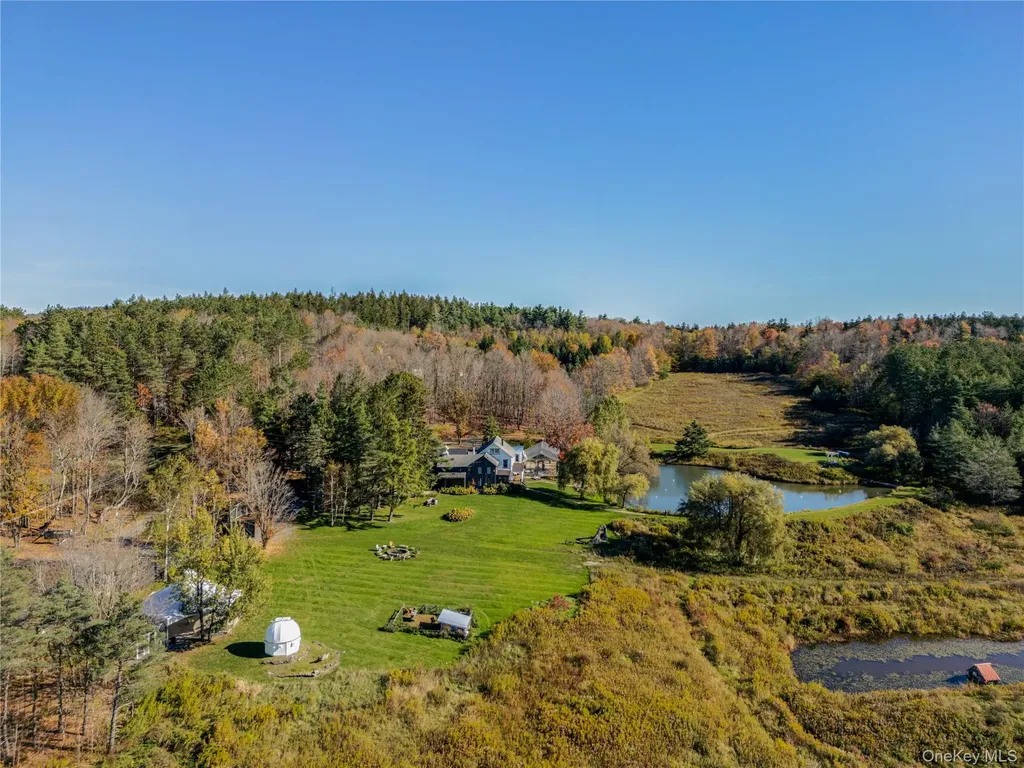 108 High Pond Road Cobleskill NY 12149
