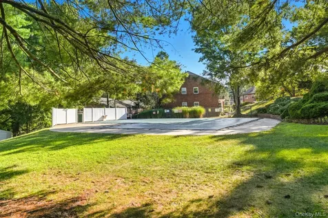31 Fieldstone Drive Hartsdale NY 10530