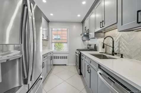 31 Fieldstone Drive Hartsdale NY 10530