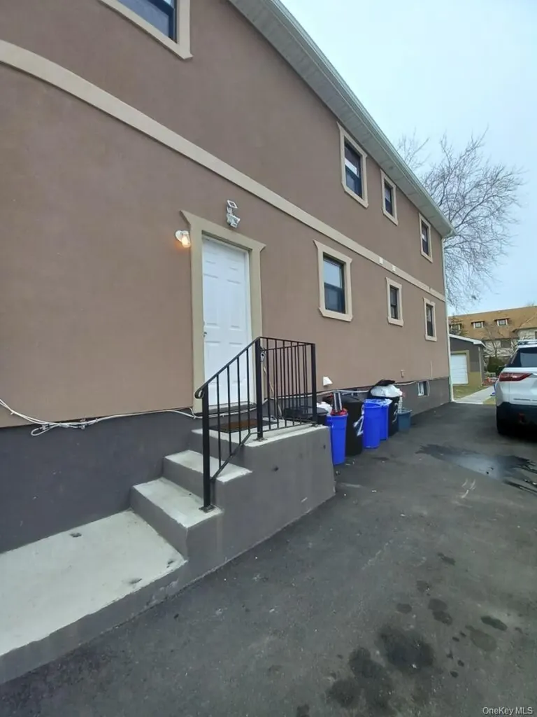 13 Clinton Avenue Inwood NY 11096