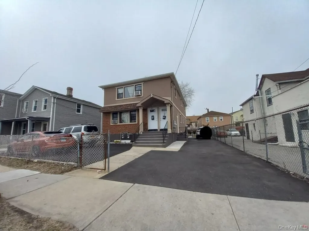 13 Clinton Avenue Inwood NY 11096