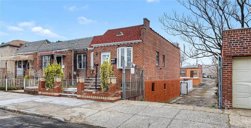 879 E 57th Street Brooklyn NY 11234