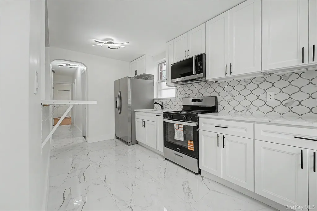 879 E 57th Street Brooklyn NY 11234