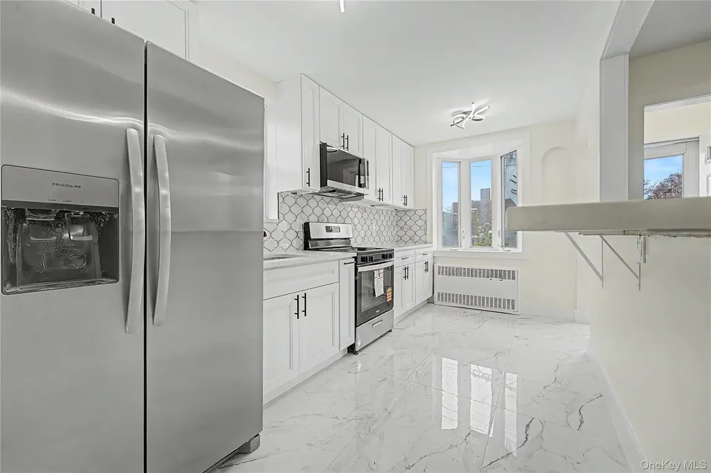 879 E 57th Street Brooklyn NY 11234