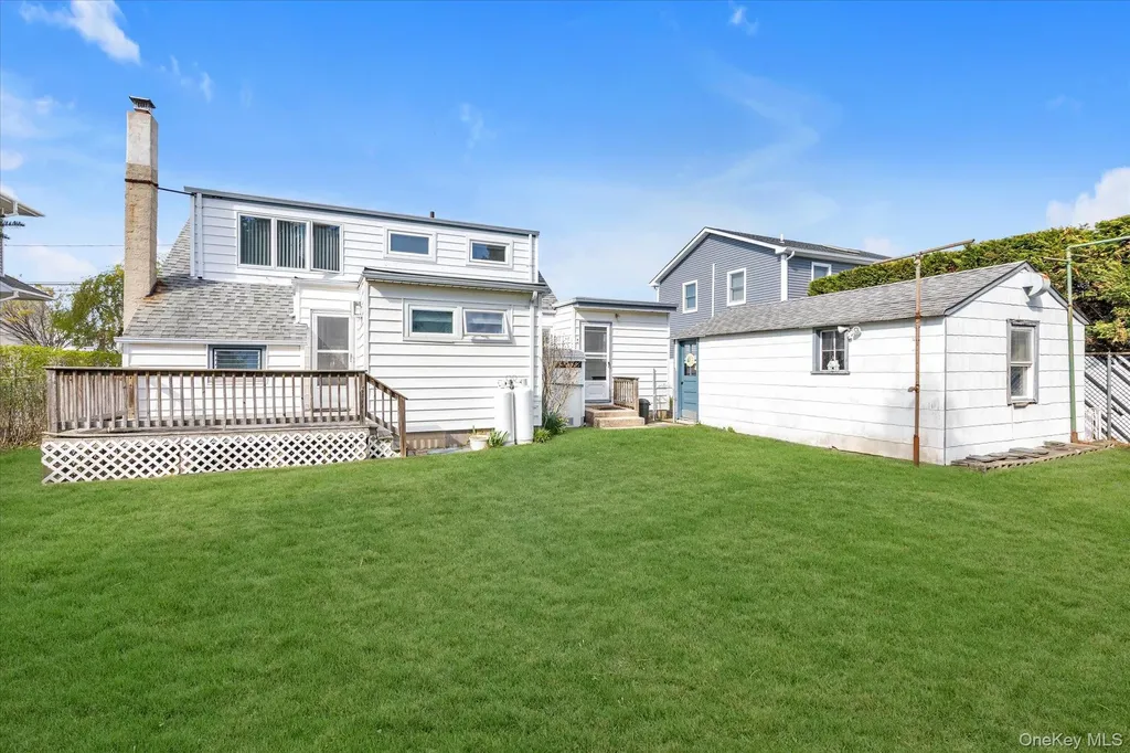 112 Harrison Place Massapequa NY 11758