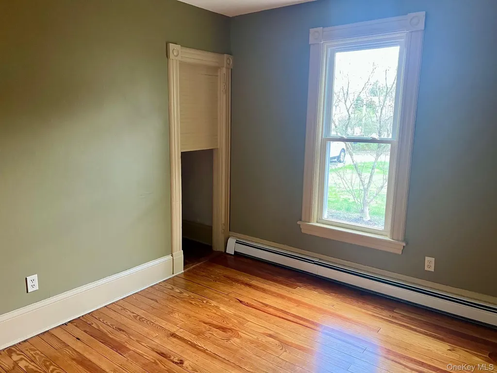 8 Alden Place Millbrook NY 12545