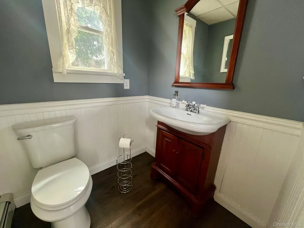 8 Alden Place Millbrook NY 12545