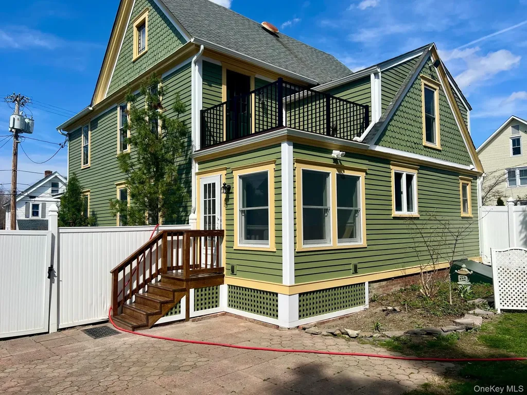 8 Alden Place Millbrook NY 12545