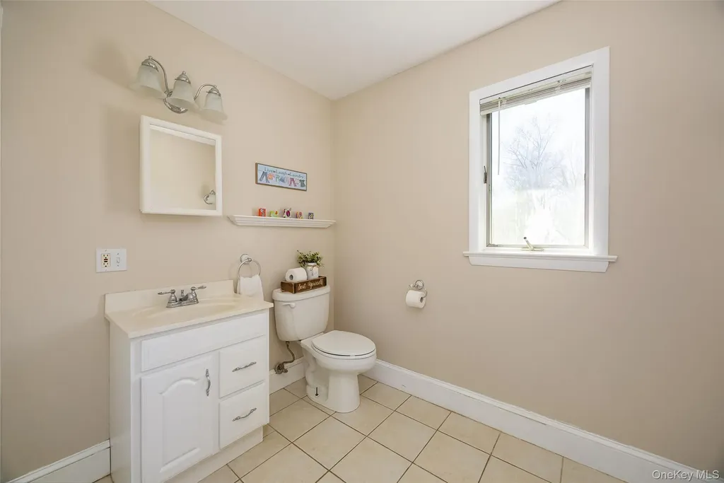 126 E Fallkill Road Hyde Park NY 12538