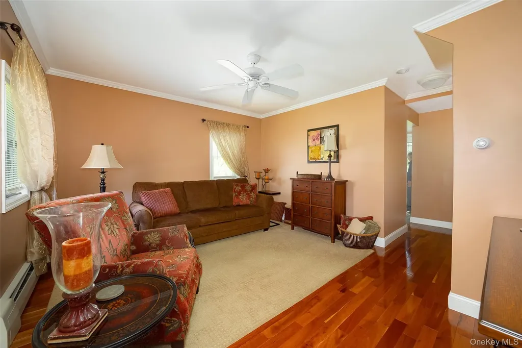 126 E Fallkill Road Hyde Park NY 12538