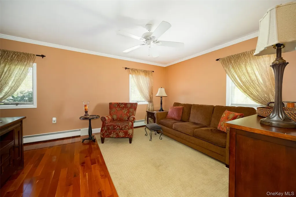 126 E Fallkill Road Hyde Park NY 12538