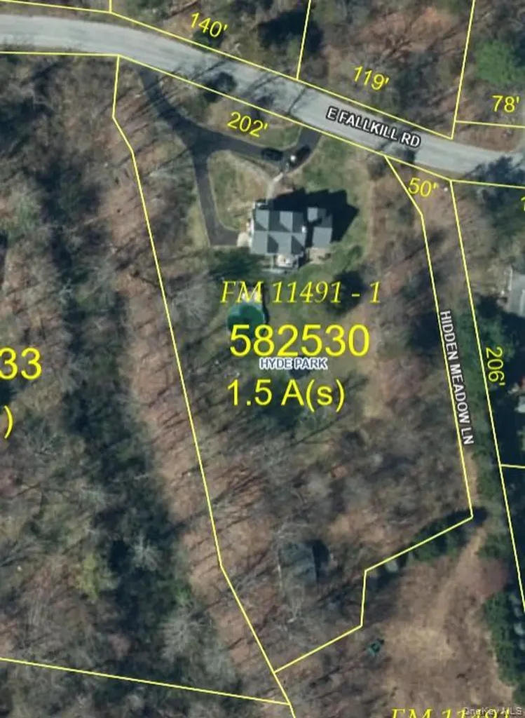 126 E Fallkill Road Hyde Park NY 12538