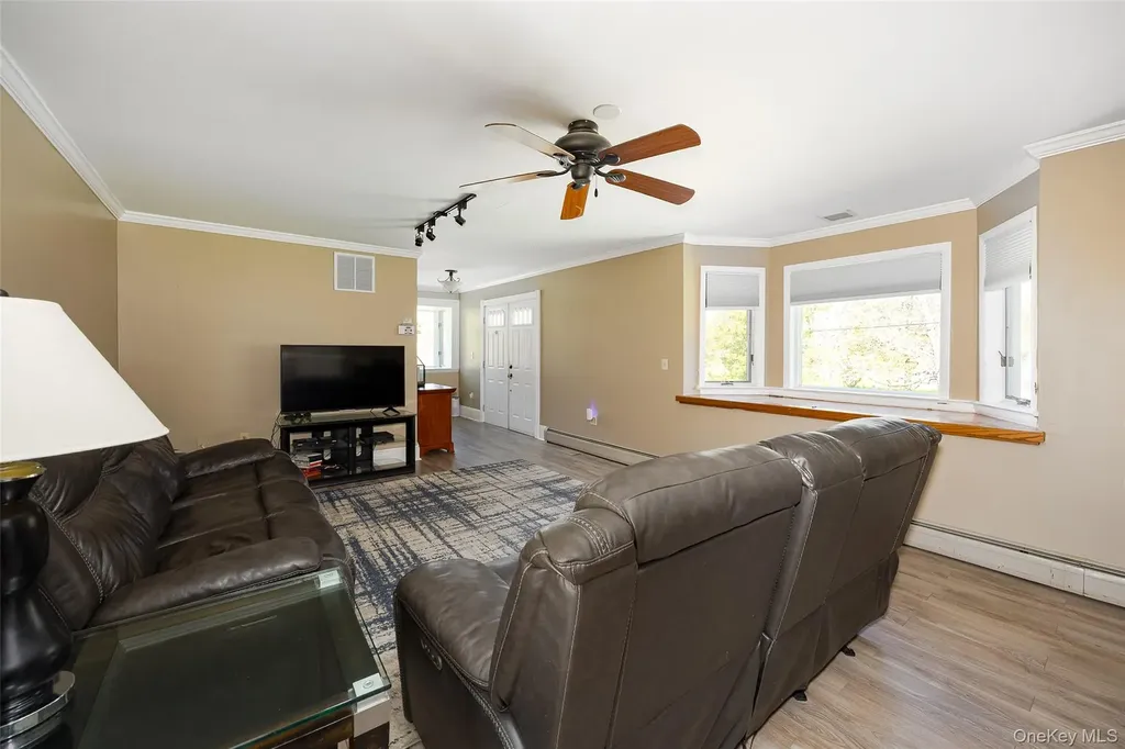 126 E Fallkill Road Hyde Park NY 12538