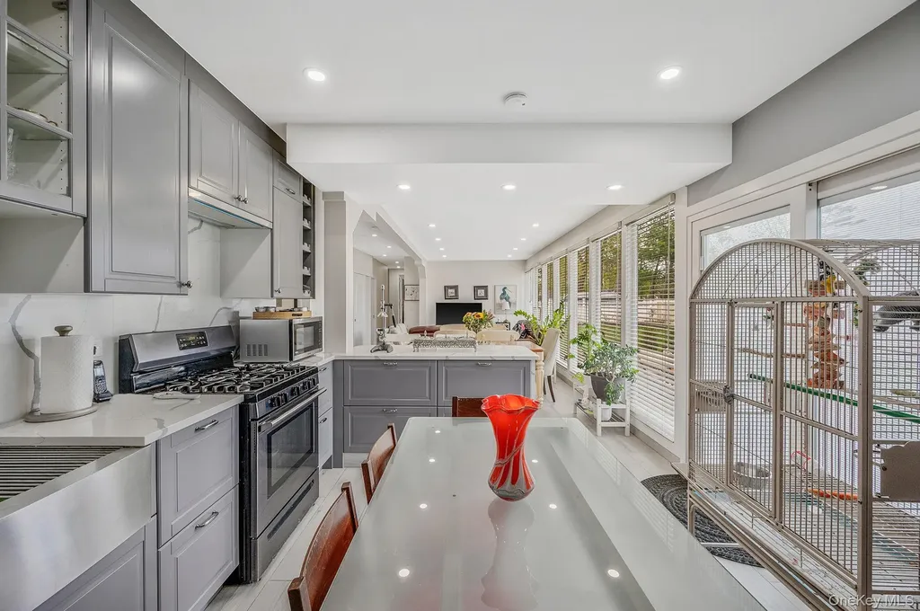 122 Mckinley Street Brentwood NY 11717