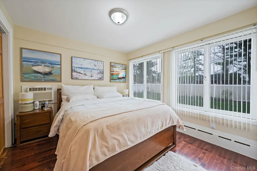 122 Mckinley Street Brentwood NY 11717