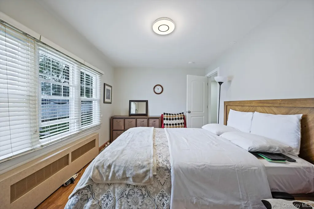 122 Mckinley Street Brentwood NY 11717