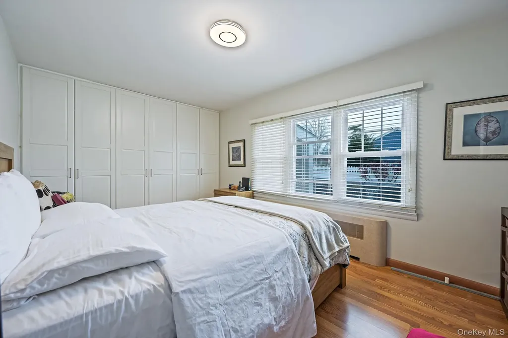 122 Mckinley Street Brentwood NY 11717