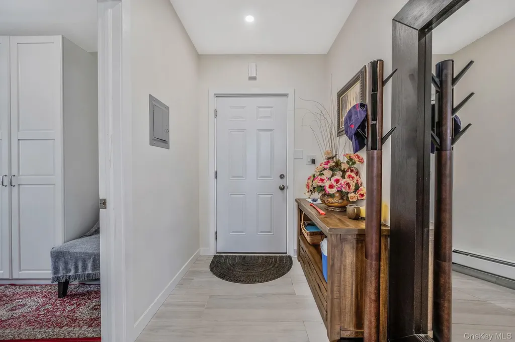 122 Mckinley Street Brentwood NY 11717