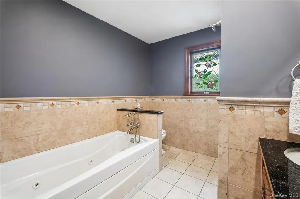 155 W Lakeshore Drive Carmel NY 10512