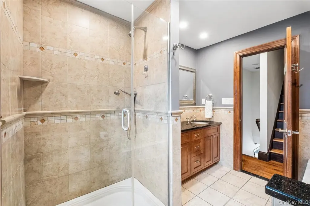 155 W Lakeshore Drive Carmel NY 10512